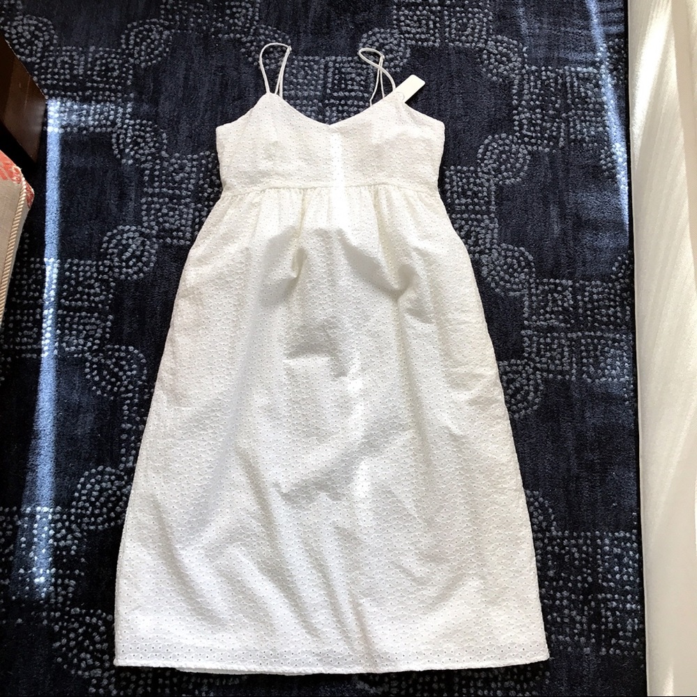 Off White Baggy Embroidered Midi Dress! 🌸 - Picture 6 of 8